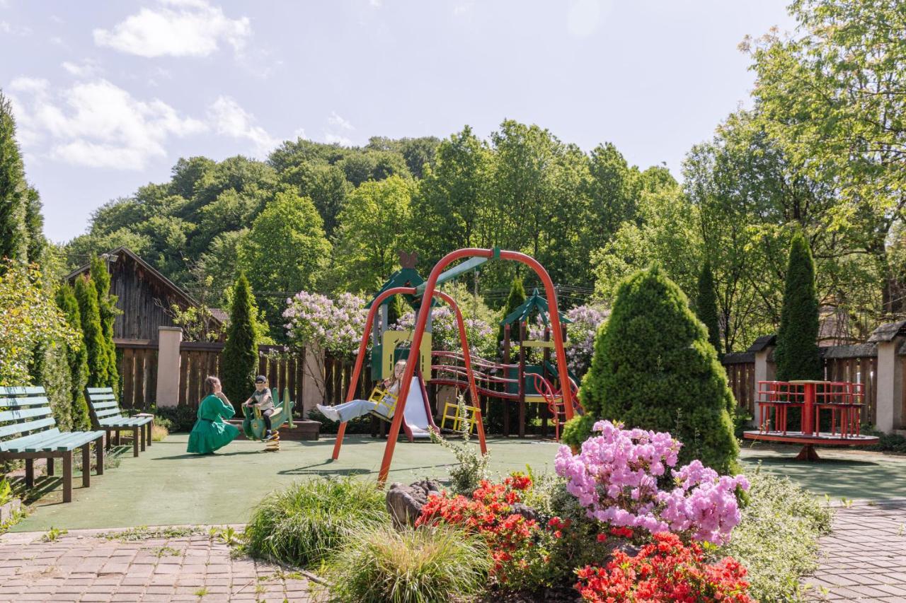 Готель Мараморош Șaian Exterior foto